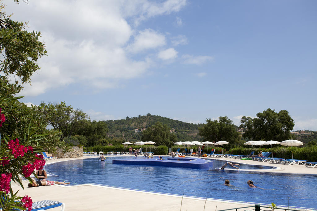 Residence Pierre & Vacances Premium Les Calanques Des Issambres 雷以桑布尔 外观 照片