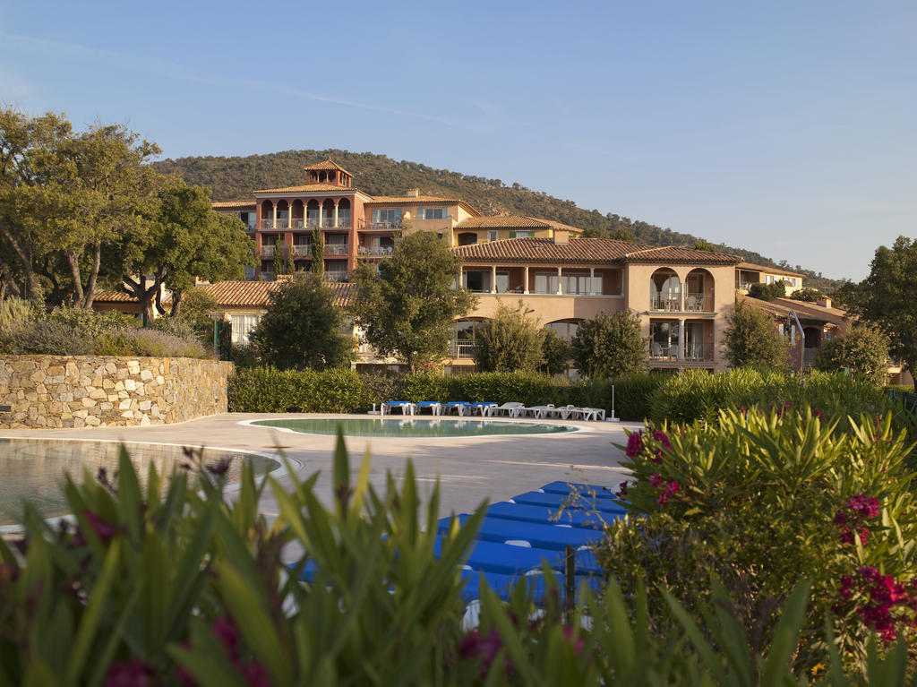 Residence Pierre & Vacances Premium Les Calanques Des Issambres 雷以桑布尔 外观 照片